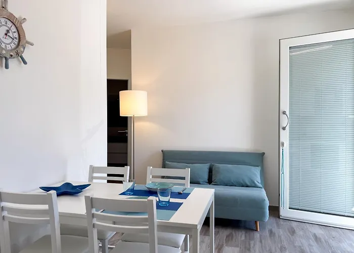 Dimora Venus - Comfort Moderno Sul Mare 아파트 포사세시아